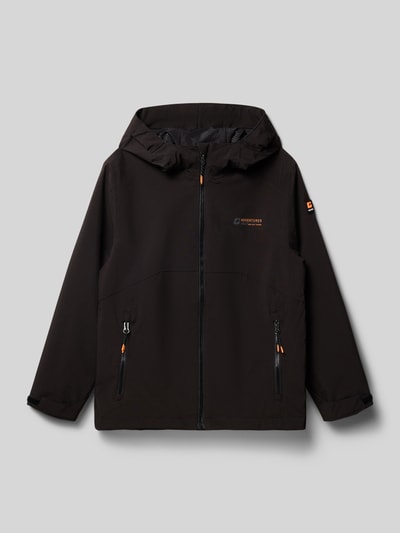 Produktfoto, Regular Fit Jacke mit Logo-Detail von Killtec, schwarze Kinder Jacke mit Kapuze, Reißverschluss, Eingrifftaschen, schlichte Struktur.