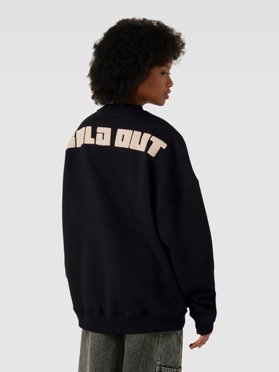 Karo Kauer Oversized Sweatshirt mit Label-Stitching Modell 'Sold Out' Black 5