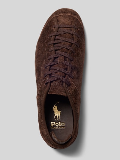 Produktfoto, bruine sneakers van rundleer met suède textuur van Polo Ralph Lauren Dames Sneaker uit bovenaanzicht