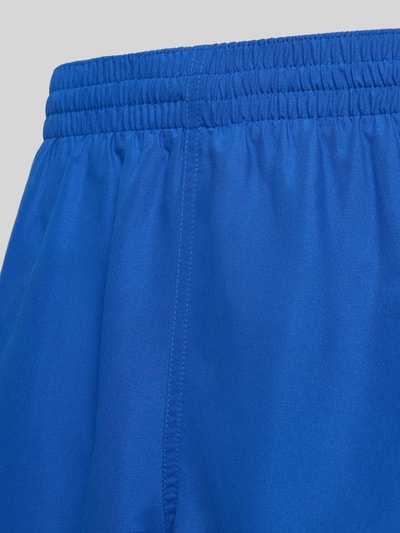 Produktfoto, Badeshorts mit Logo-Stitching und Eingrifftaschen van Nike, heren zwembroek, relaxed fit, elastische band, zij-steekzakken, blauw, gladde textuur