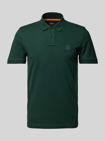 BOSS Orange Poloshirt mit Label-Detail Modell 'Passenger' Dunkelgruen 2