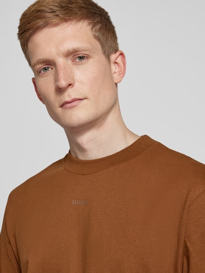 HUGO T-Shirt mit Label-Print Modell 'Dapolino' Mittelbraun 3