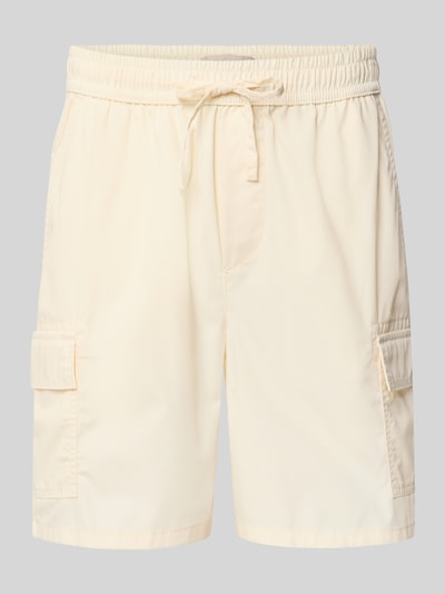 Produktfoto, Regular Fit Cargoshorts mit Baumwoll-Anteil von Only & Sons in heller Unifarbe, elastischer Bund, Cargotaschen, Popeline-Textur.