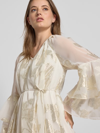 Vero Moda Loose Fit Minikleid mit metallisch glänzendem Muster Modell 'CHILI' Hellgelb 3