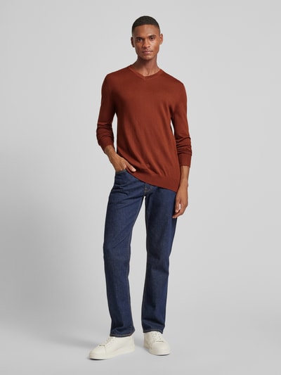 Christian Berg Men Gebreide pullover met V-hals Terracotta - 2