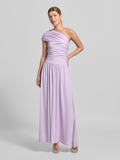 YAS Cocktailkleid im One-Shoulder-Look Modell 'WINJA' Flieder 4