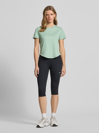 Nike Training t-shirt z logo model 'Tempo' Khaki 1