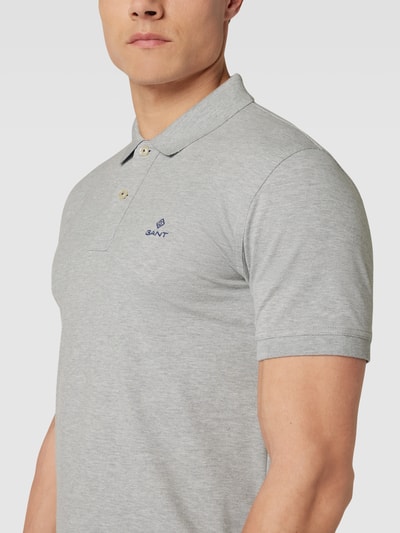 Gant Koszulka polo z paskami w kontrastowym kolorze model ‘CONTRAST COLLAR’ Srebrny melanż 3