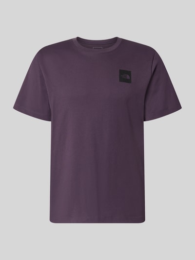 Produktfoto, T-Shirt aus Baumwoll-Mix Modell 'EVOLUTION' von The North Face in Dunkellila, regular Fit, Rundhalsausschnitt, Label-Print, glatte Textur