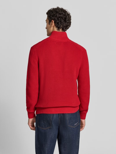 MCNEAL Slim Fit Strickpullover aus reiner Baumwolle mit Troyer-Kragen Rot 5
