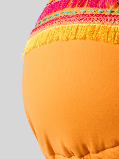 Produktfoto, Bikini mit wattierten Cups und seitlicher Schnürung od Banana Moon, model 'CRICOLINA ALAMEA', materiał stretch, detal z frędzlami, ozdobne przeszycia, intensywny pomarańcz, detal serca