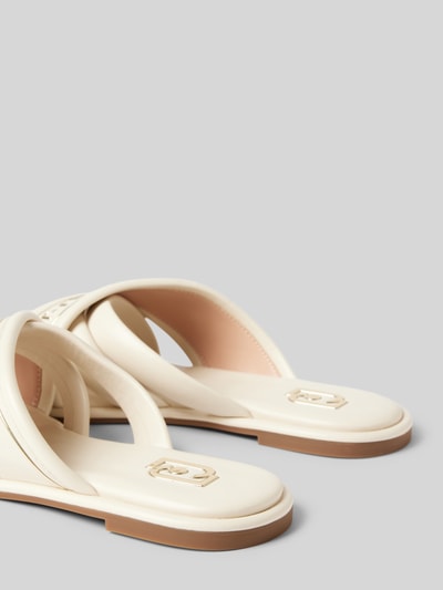 Liu Jo Slides mit Label-Applikation Modell 'IRENE' Offwhite 2