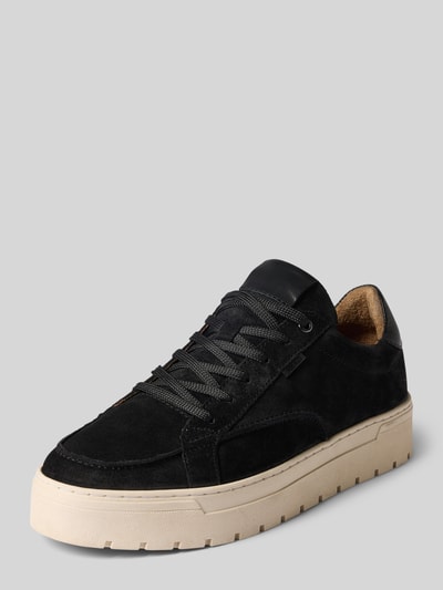 Produktfoto, Sneaker aus echtem Leder Modell "IVAR-22" von PS Poelman, schwarze Farbe, strukturierte Sohle, abgerundete Passform, Schnürverschluss, für Herren