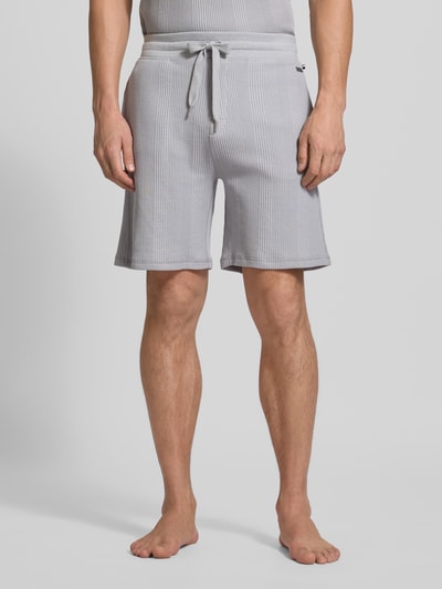 BOSS Regular Fit Sweatshorts aus Baumwoll-Mix Hellgrau 4