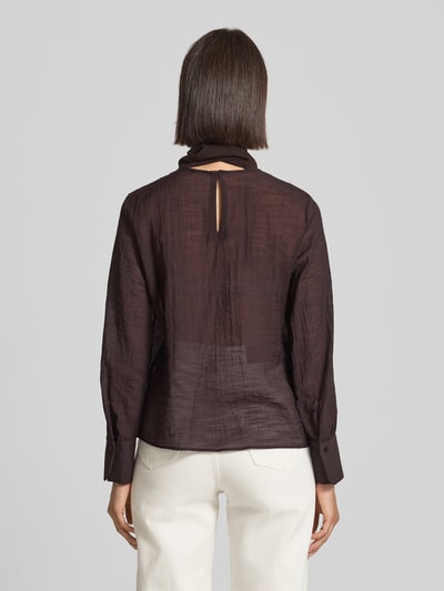 Mango Regular Fit Schluppenbluse aus Viskose-Mix Dunkelbraun 5