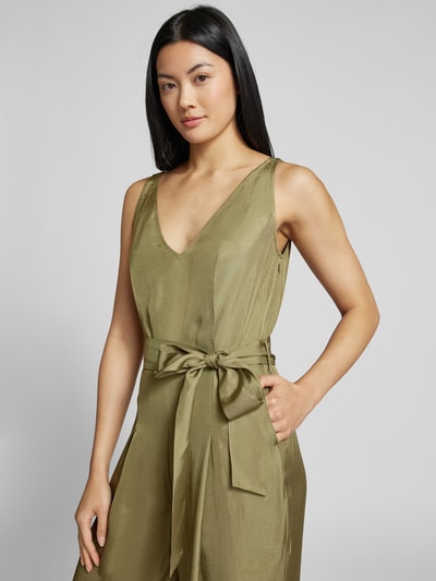 Ivy Oak Jumpsuit mit Bindegürtel Modell 'PATRICIA' Oliv 3