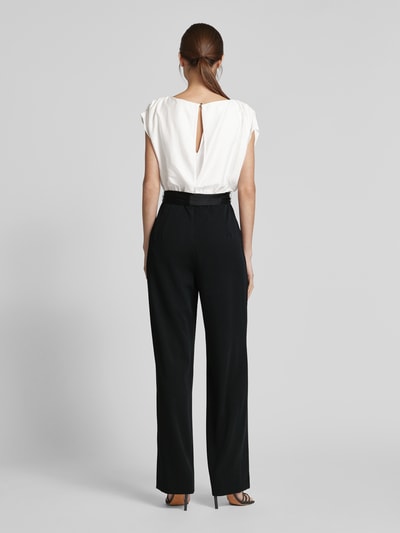 Swing Jumpsuit mit Rundhalsausschnitt Black 5