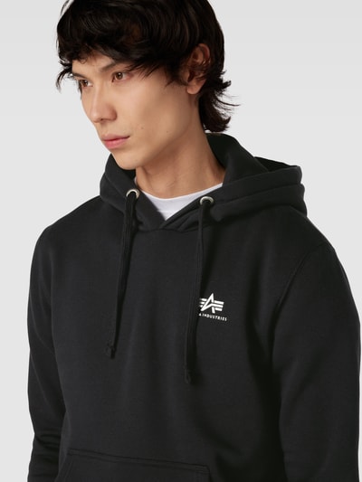 Alpha Industries Hoodie mit Label-Print Modell 'BASIC' Black 3