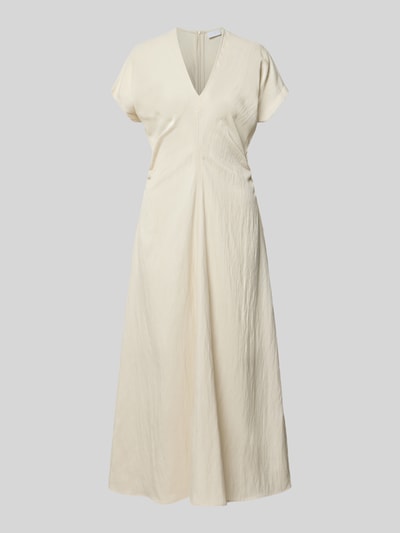 Produktfoto, Regular Fit Maxikleid aus Lyocell-Mix mit Viskose-Anteil von Jake*s Collection in Creme, V-Ausschnitt, Raffung, strukturiert, kurzärmelig