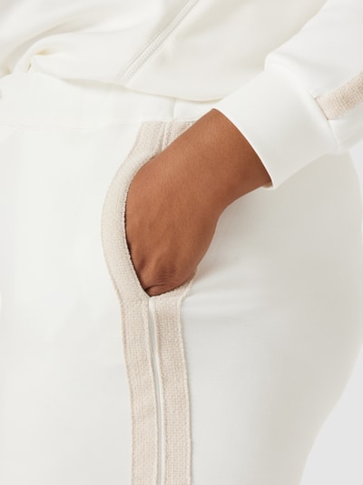 Marina Rinaldi Spodnie typu track pants z lampasami model ‘OGNUNO’ Złamany biały 3