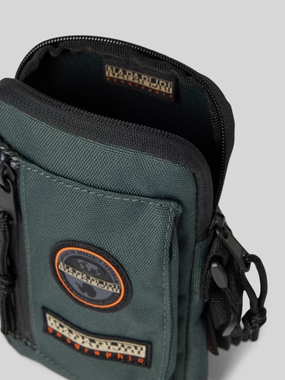 Napapijri Umhängetasche mit Label-Badges Modell 'VOYAGE' Khaki 5