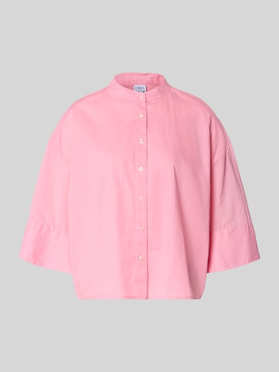 Produktfoto, Boxy Fit Bluse mit Stehkragen und 3/4-Arm von Emily Van den Bergh in Rosa, Reine Baumwolle, Knopfleiste, glatte Textur
