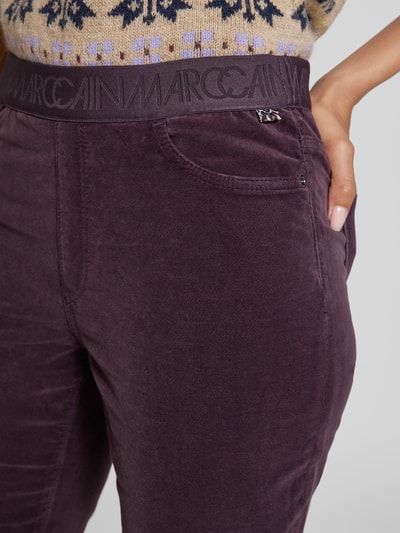 Marc Cain Stoffhose mit elastischem Logo-Bund Aubergine 3