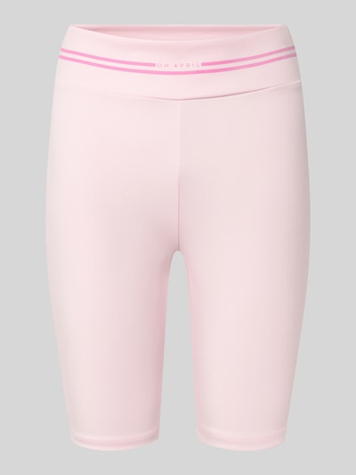 Produktfoto, Radlerhose aus Lyocell-Elasthan-Mix Modell 'Roxie' von OH APRIL in zartem Rosa mit elastischem Bund und Label-Print, glatte Textur