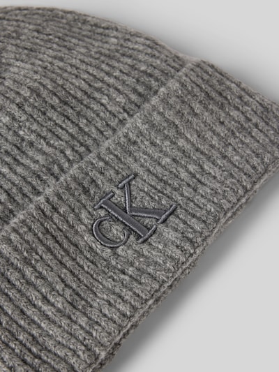 Calvin Klein Jeans Beanie mit Label-Stitching Modell 'THICK' Hellgrau 2