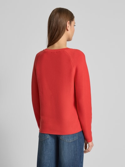 s.Oliver RED LABEL Comfort Fit Strickpullover aus Baumwoll-Mix mit V-Ausschnitt Rot 5