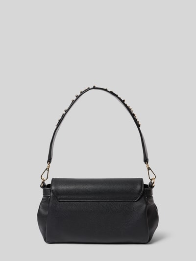 Produktfoto, Umhängetasche mit Label-Detail Modell 'DEA' von VALENTINO BAGS, schwarz, strukturierte Oberfläche, goldene Details, Szerokość w rozmiarze 1: 28 cm, długość 15 cm, głębokość 10 cm, długość paska 55 cm, klapka z zapięciem magnetycznym, odpinany pasek z aplikacjami, regulowany pasek z logo, wewnętrzna kieszeń na zamek