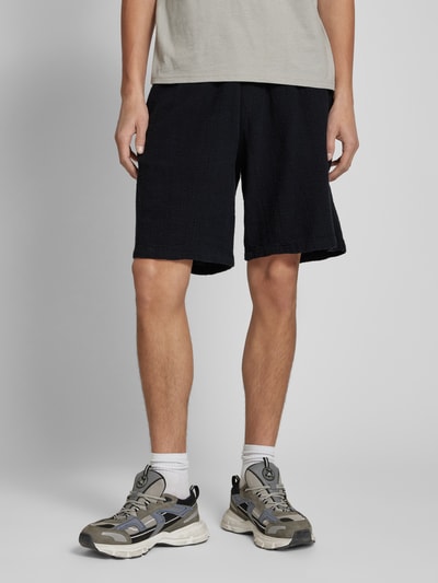 REVIEW Relaxed Fit Shorts in Crinkle-Optik Black 4