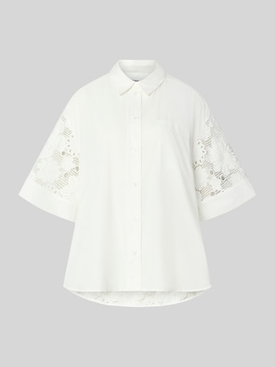 Produktfoto, Relaxed Fit Kurzarmbluse aus reiner Baumwolle Modell 'KALI' von Essentiel Antwerp in Weiß mit floralen Cut-Outs, glatte Struktur