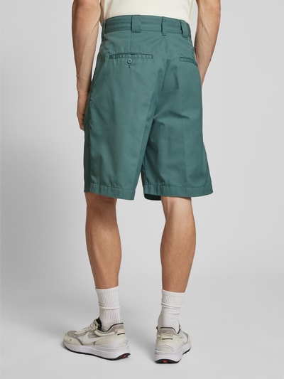 Carhartt Work In Progress Bermudy z kieszeniami z tyłu model ‘CRAFT SHORT’ Ciemnozielony 5
