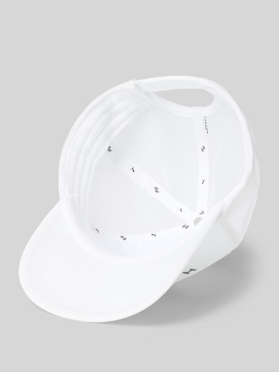 Produktfoto, Basecap mit Label-Print von PUMA PERFORMANCE in Weiß, reine Baumwolle, verstärkter Schirm, semitransparenter Einsatz, verstellbar