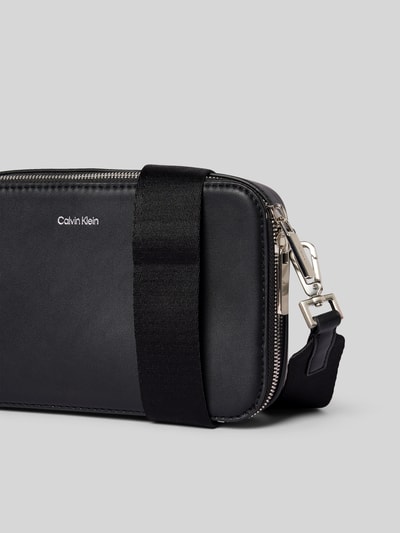 CK Calvin Klein Torba na ramię z detalem z logo Czarny 3