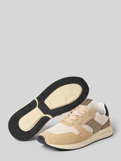 Produktfoto, Low Top Sneaker aus Leder-Mix von Marc O'Polo, mehrfarbig in Beige und Braun, strukturierte Sohle, Label- und Logo-Print, abgerundete Spitze