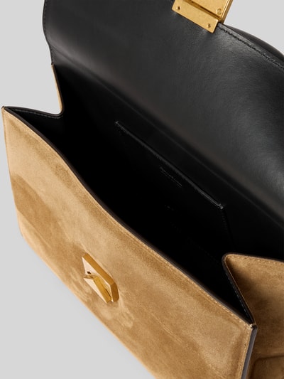 Nanushka Shoulder Bag mit Steckverschluss Hellbraun 5