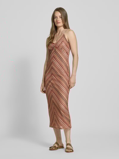 Vero Moda Figurbetontes Midikleid mit feinem Lockstrickmuster Modell DEMI' Hellbraun 1