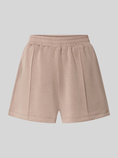 Produktfoto, Relaxed Fit Shorts mit Modal-Anteil von Marc O'Polo in Unifarbe, Sweat-Materialmix, elastischer Bund, fixierte Bügelfalten, Gesäß- und seitliche Eingrifftaschen, Label Stitching.