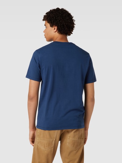 Levi's® T-shirt met labelpatch Marineblauw - 5