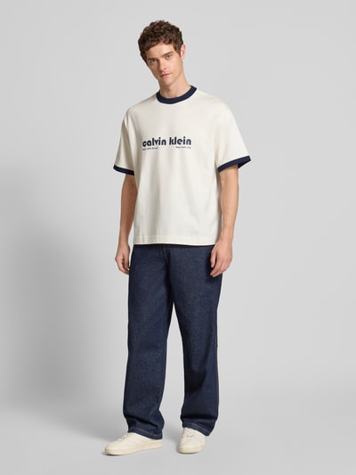 Calvin Klein Jeans T-Shirt mit Label-Print Offwhite 1