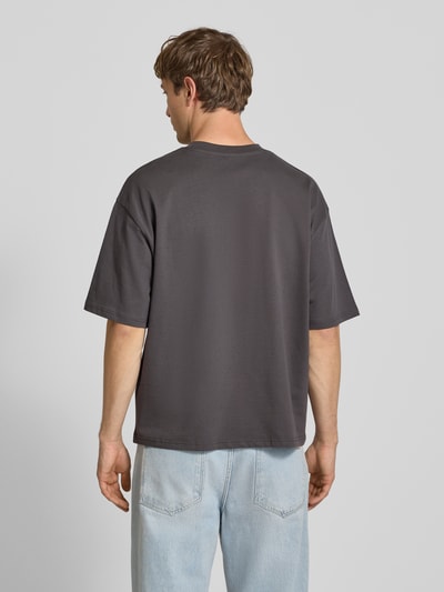 REVIEW Oversized t-shirt z aplikacja z logo Ciemnoszary 5