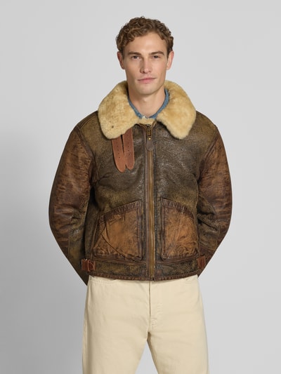 Mannenmodel draagt Regular fit leren jack met kraag van lamsvacht model 'ICELANDIC' van Polo Ralph Lauren, Heren, frontaal volledig lichaam.