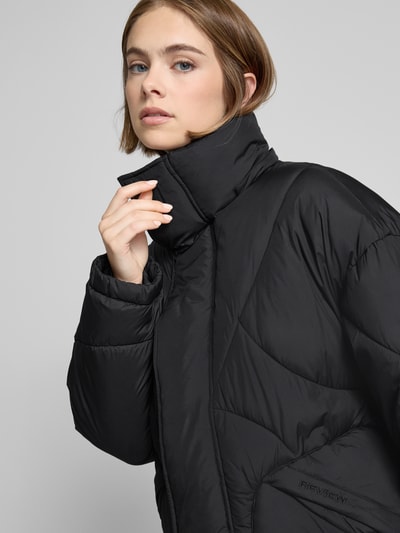 Review Steppjacke mit Kapuze Black 3