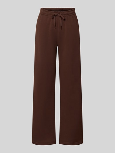 Produktfoto, Wide Fit Sweatpants aus Baumwoll-Mix Modell 'Iconic' von Gina Tricot in Braun, elastischer Bund mit Tunnelzug, glatte Textur
