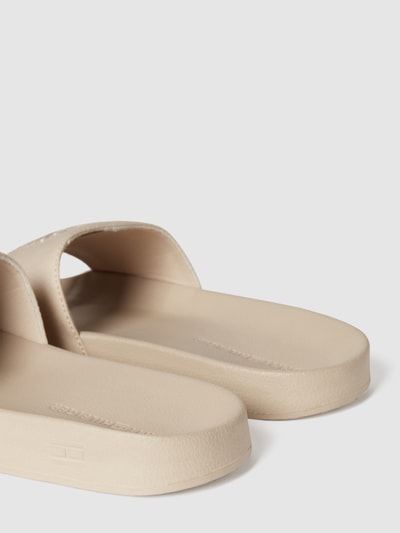 Tommy Hilfiger Slides mit Logo-Applikation Beige 3