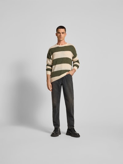 Closed Straight Fit Jeans mit Logo-Patch Dunkelblau 1