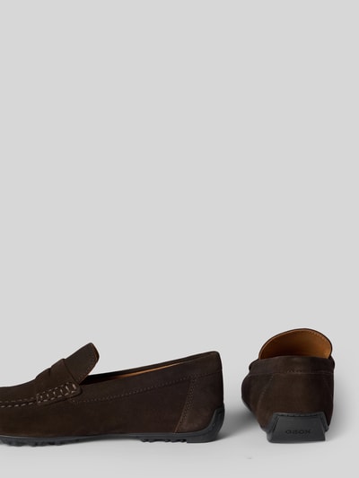 Produktfoto, Loafers aus Leder Modell 'KOSMOPOLIS RIP' von Geox in Dunkelbraun mit profilierter Sohle, Schlupfform, Absatzhöhe 3 cm, Schafthöhe 6 cm, Schaftweite 5 cm, Größe 44.