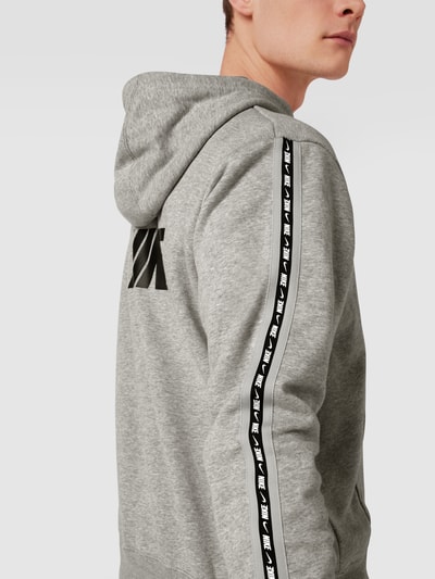 Nike Hoodie mit Galonstreifen und Label-Print Mittelgrau Melange 3